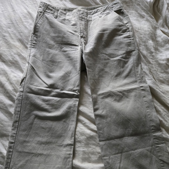 Gap Wide Leg Light Grey Capri Pants - Size 6 - Picture 1 of 7
